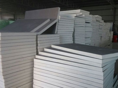 硬泡聚氨酯復(fù)合板定制有什么優(yōu)點(diǎn)？